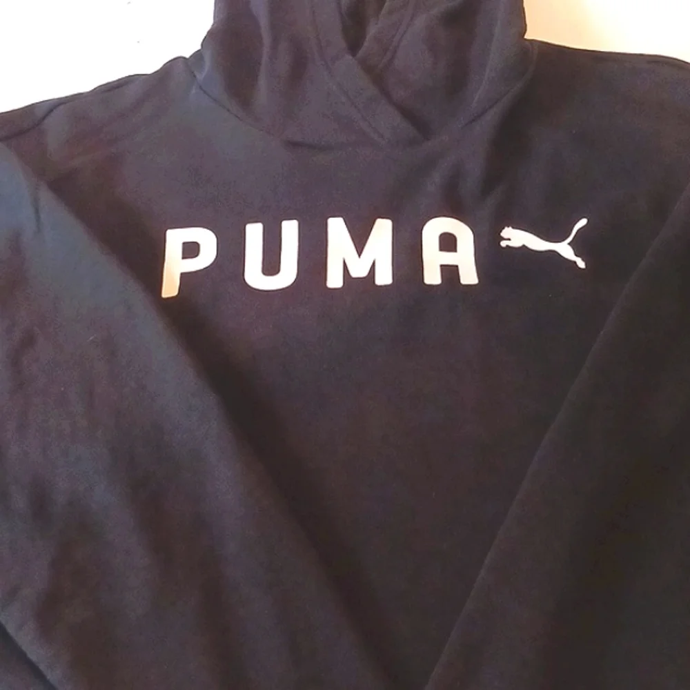 PUMA Hoodie Women's Cropped Black Sweatshirt Size Extra Large - Picture 8 of 8